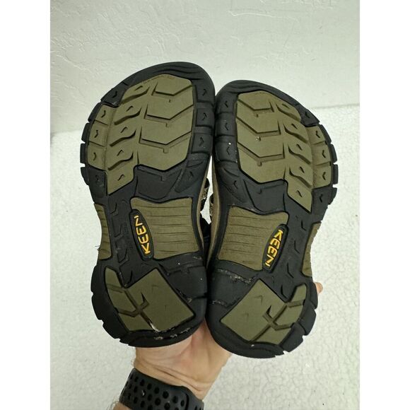 Keen Black Green Closed Toe Strap Hiking Sandals Unisex Size EU 28‎ US 10 - Picture 6 of 7